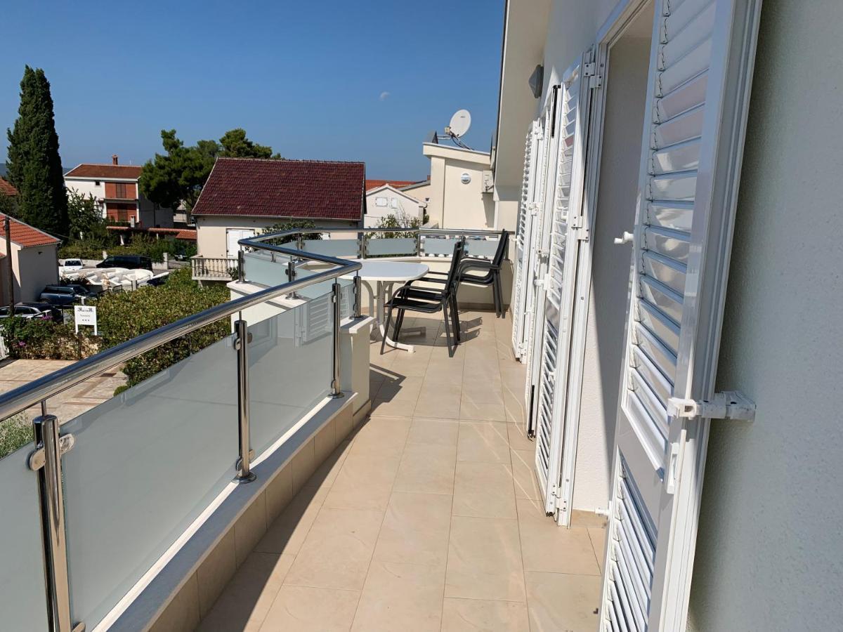 Apartments Dumancic Biograd Na Moru Exterior foto