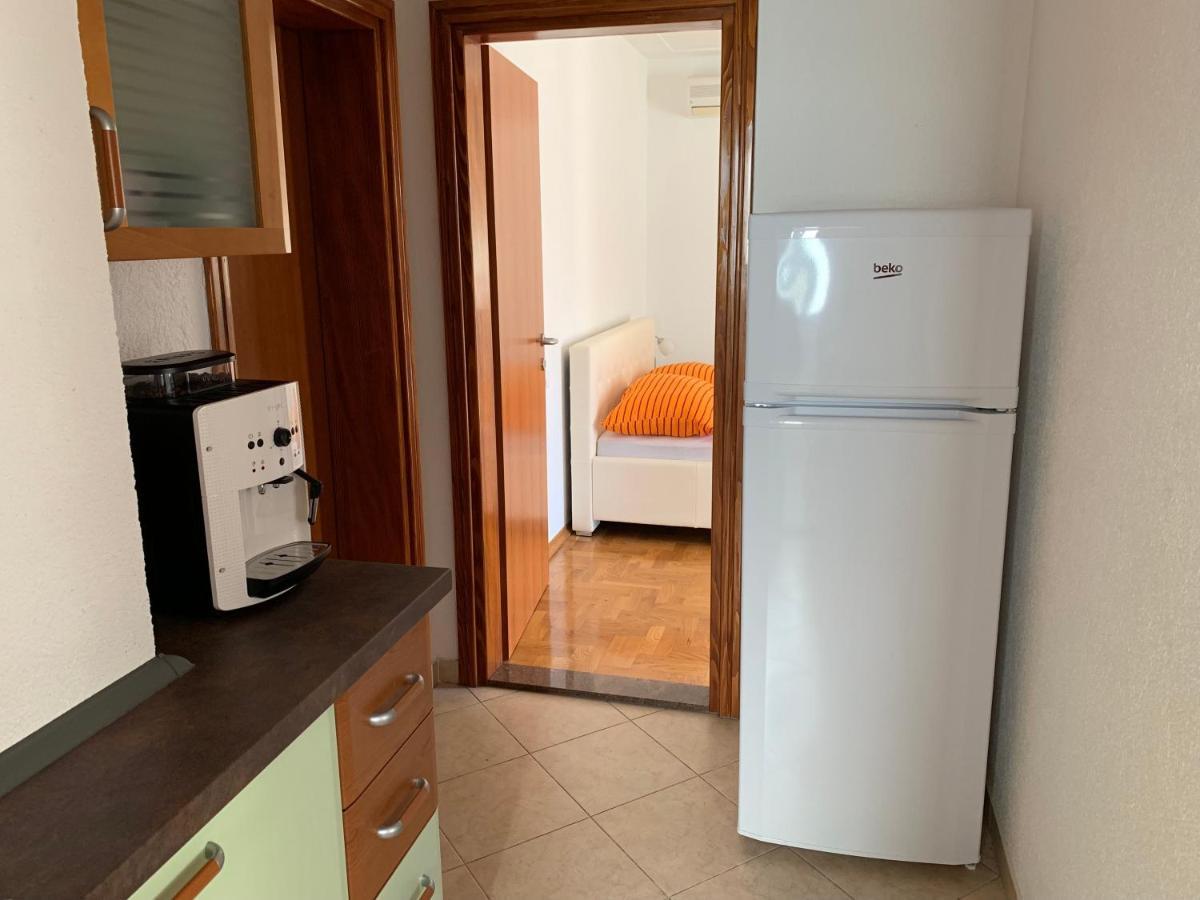 Apartments Dumancic Biograd Na Moru Exterior foto